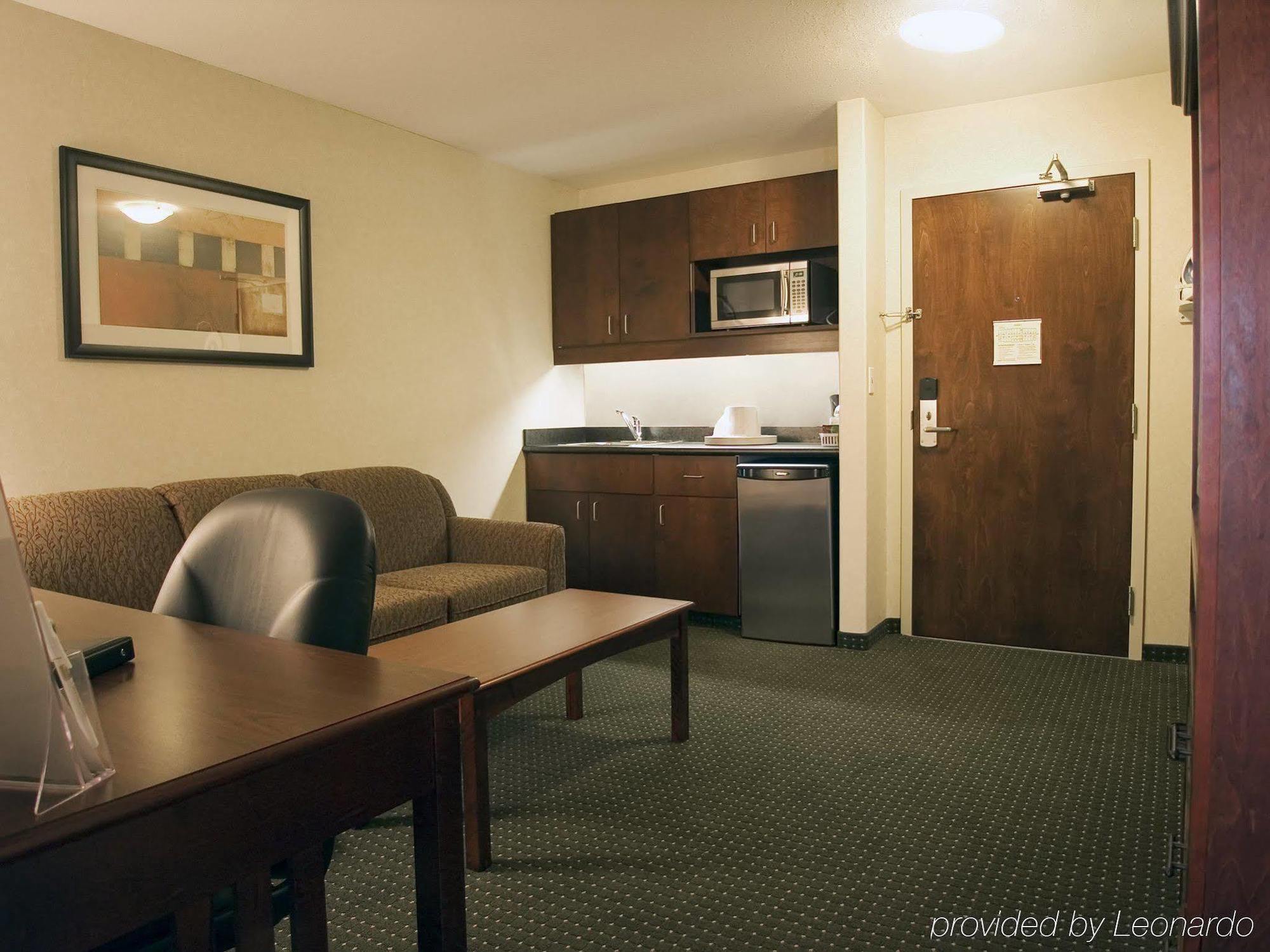Lakeview Inns & Suites - Slave Lake Zimmer foto